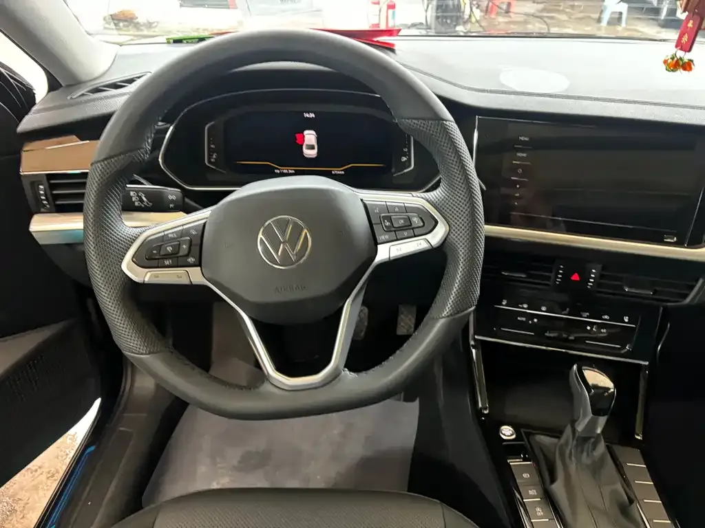 Volkswagen Passat — фото 4