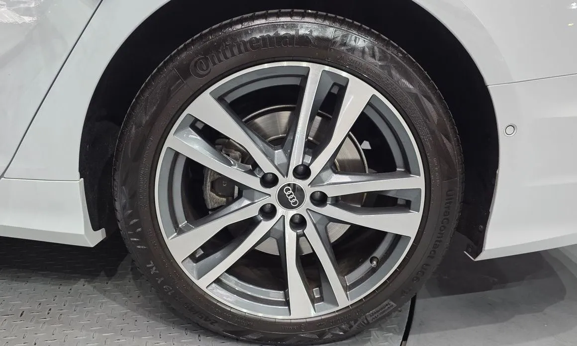 Audi A6 2021 из KR, фото 8