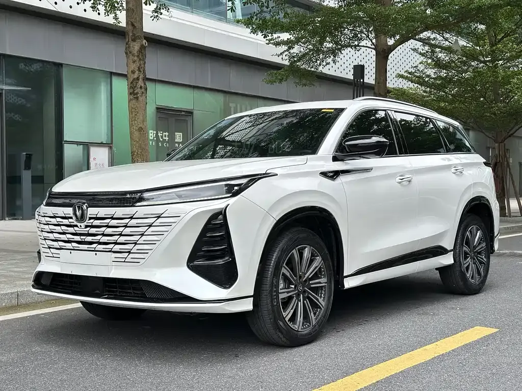 Changan CS75PLUS 2025 из CN, фото 1