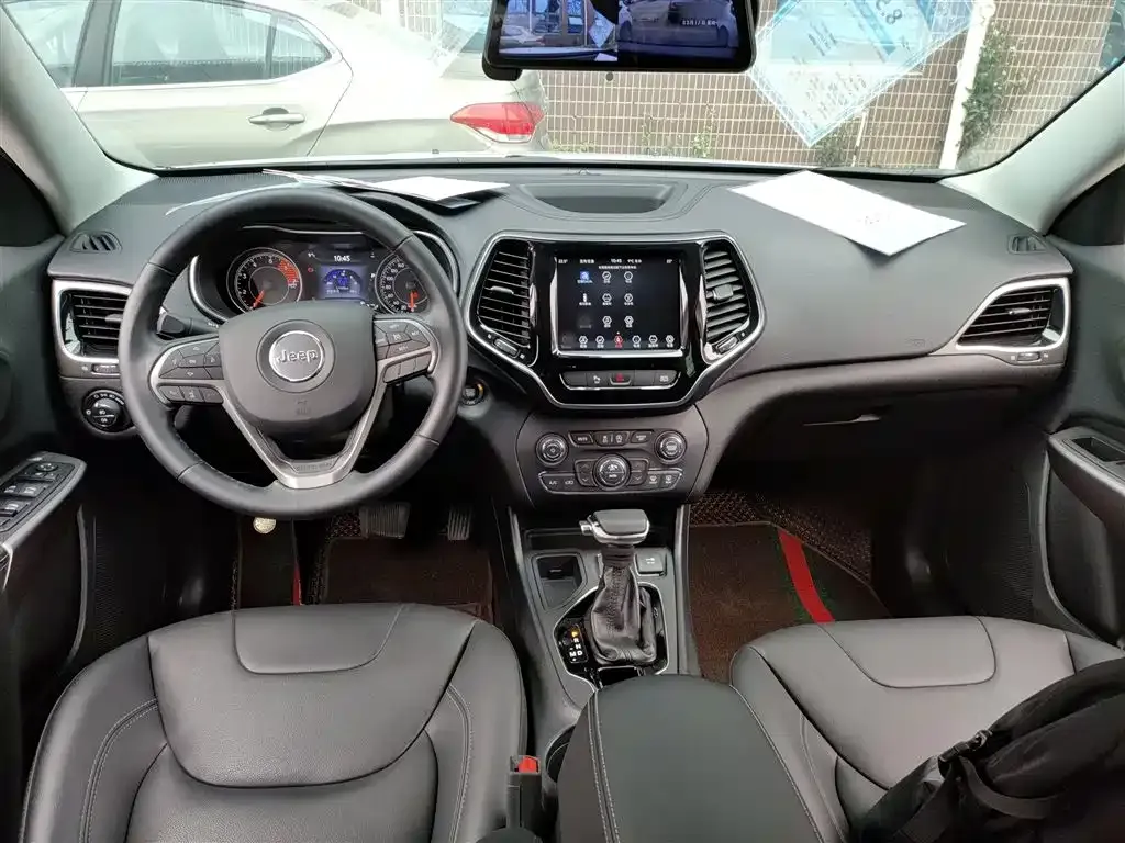 Jeep Cherokee 2021 из CN, фото 3