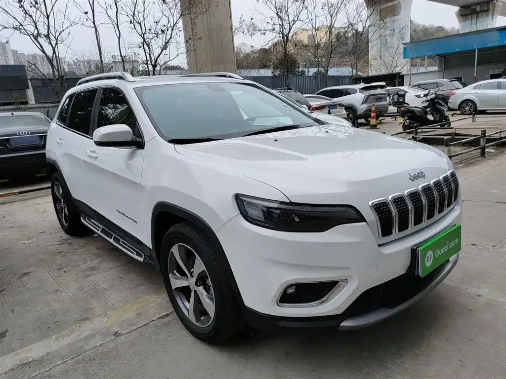 Jeep Cherokee 2021 из CN, фото 7