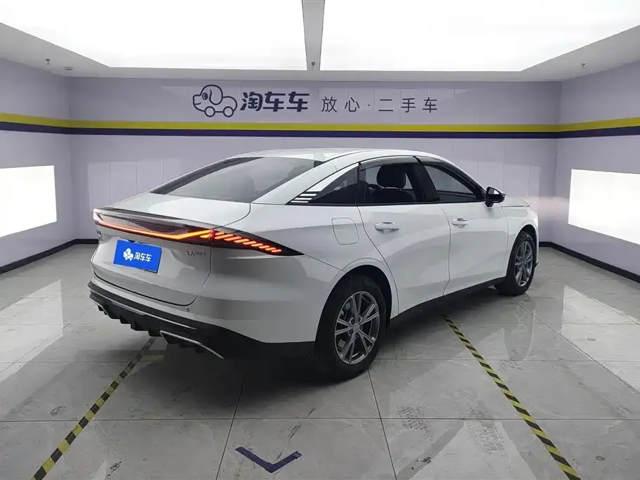 Geely Galaxy L6 2025 из CN, фото 3