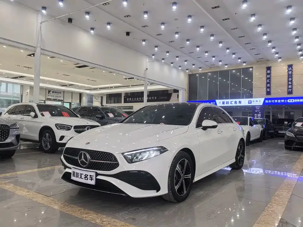 Mercedes-Benz A-Class — фото 1