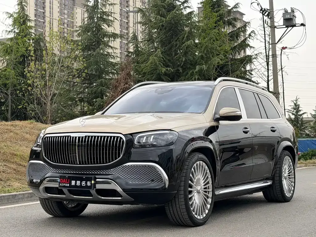 Mercedes-Benz GLS — фото 1
