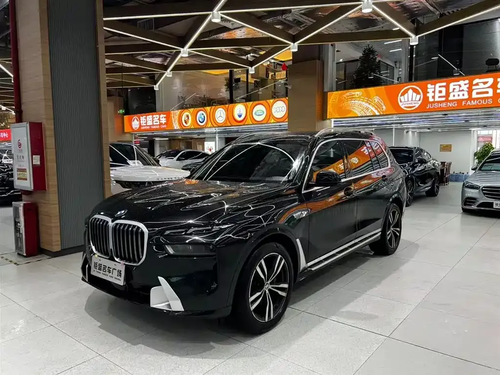 BMW X7 2023 из CN, фото 1