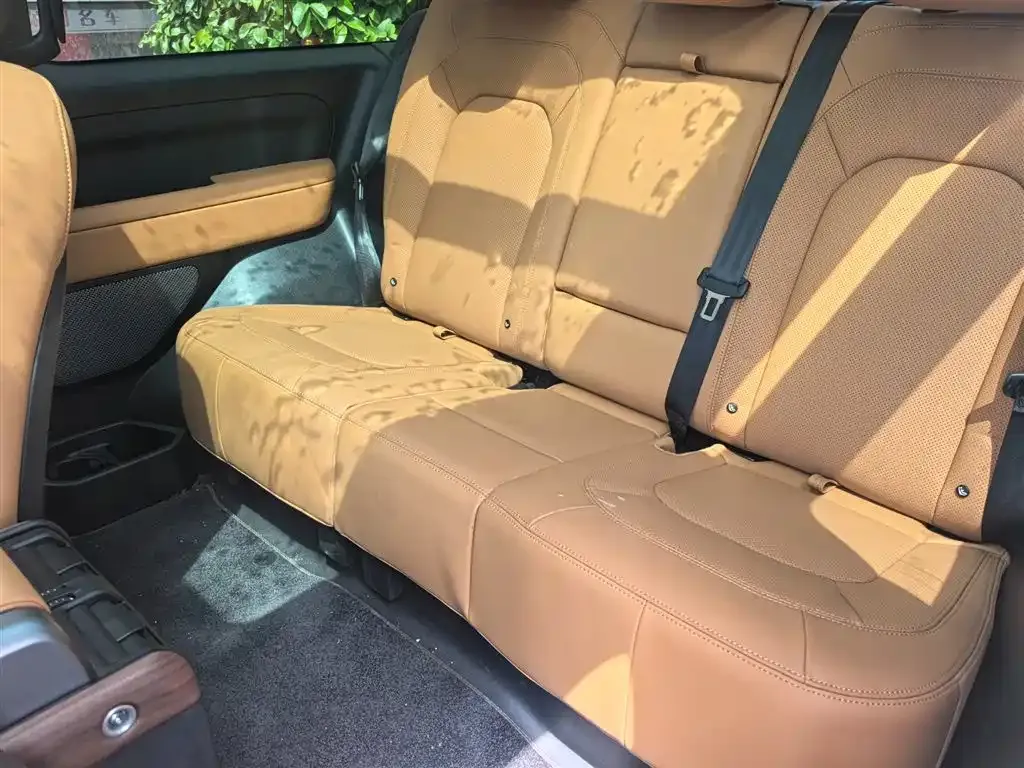 Land Rover Defender — фото 6
