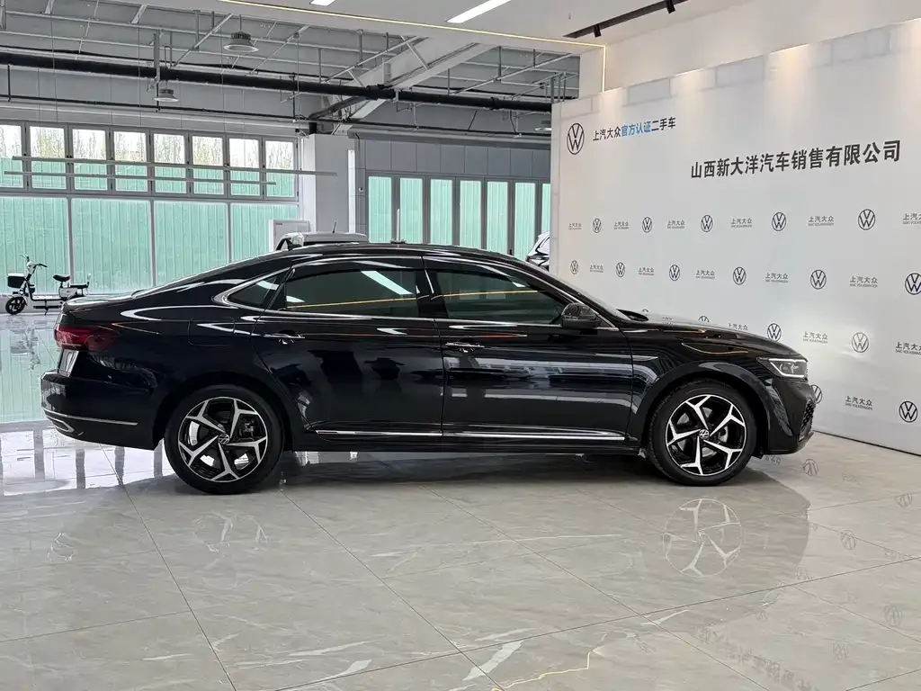 Volkswagen Passat — фото 3