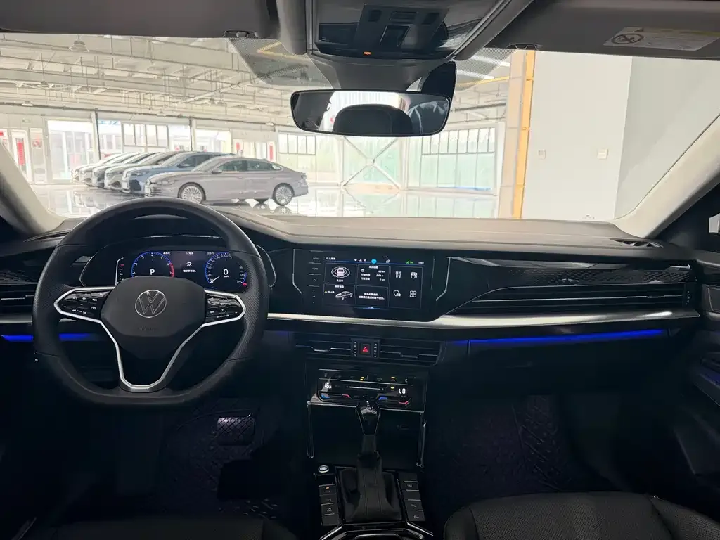 Volkswagen Passat — фото 6