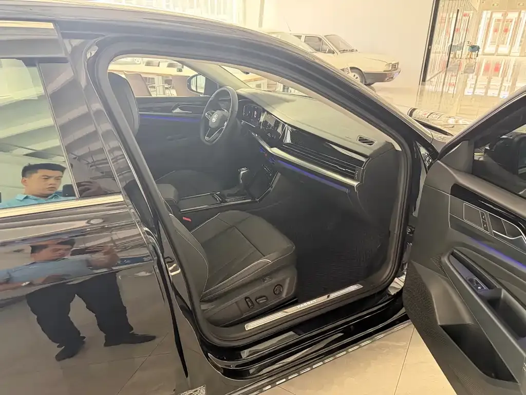 Volkswagen Passat — фото 9