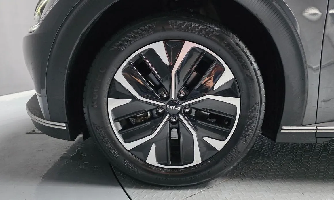 Kia EV6 2022 из KR, фото 6