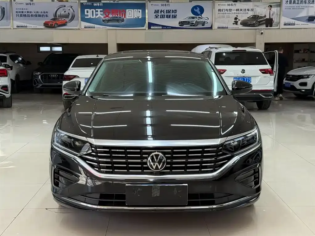 Volkswagen Passat — фото 5