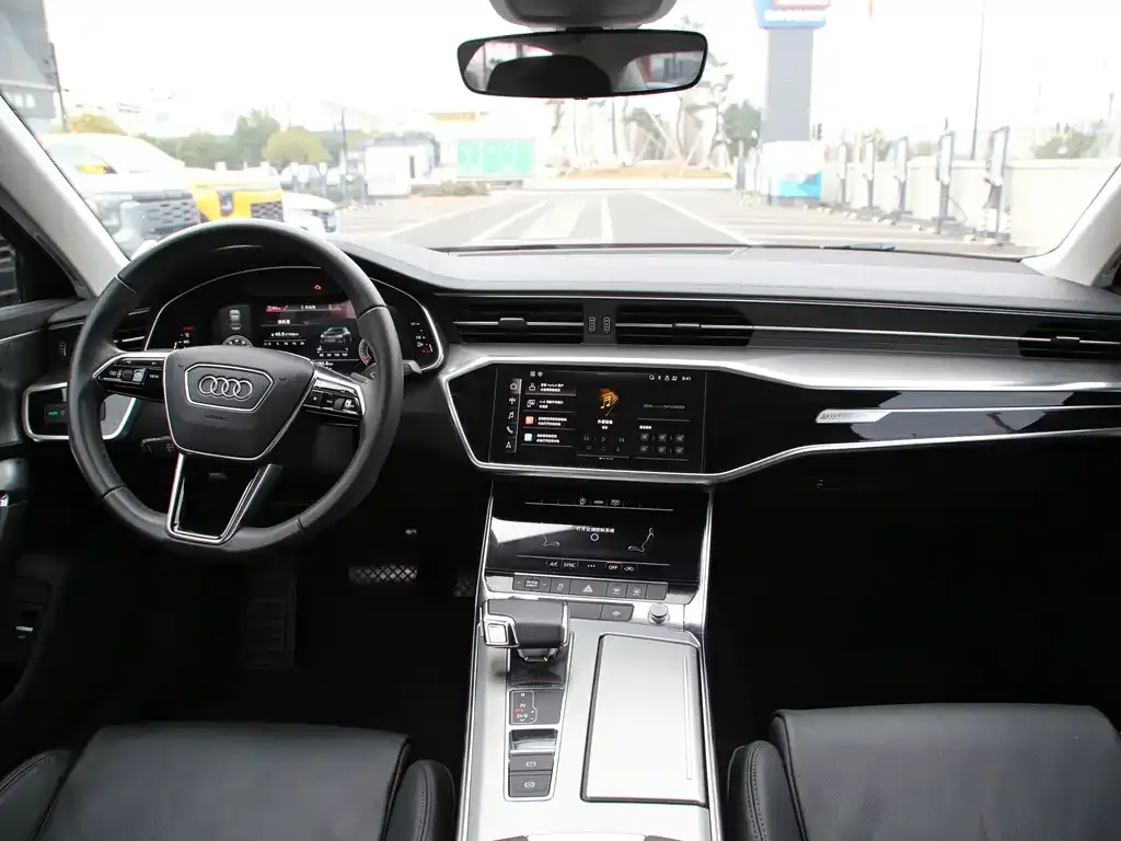 Audi A6L — фото 8