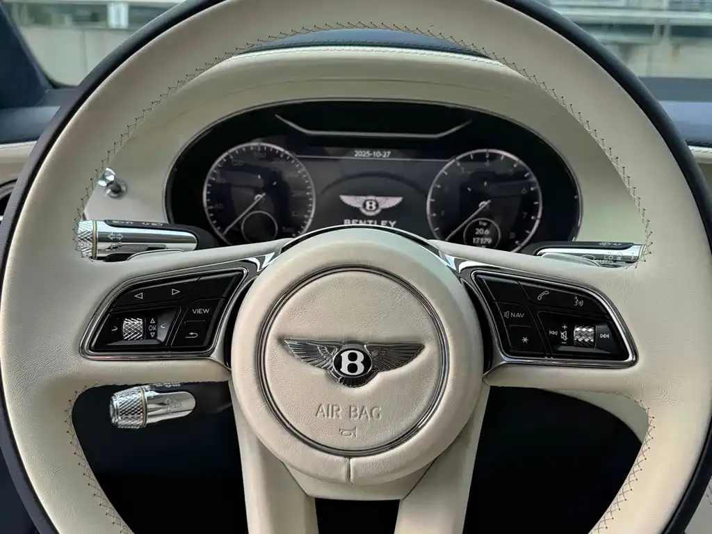 Bentley Continental 2021 из CN, фото 6