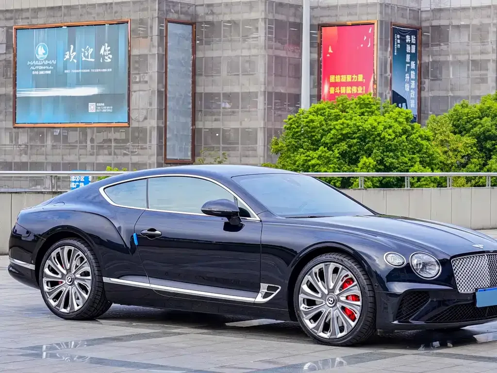 Bentley Continental 2021 из CN, фото 8