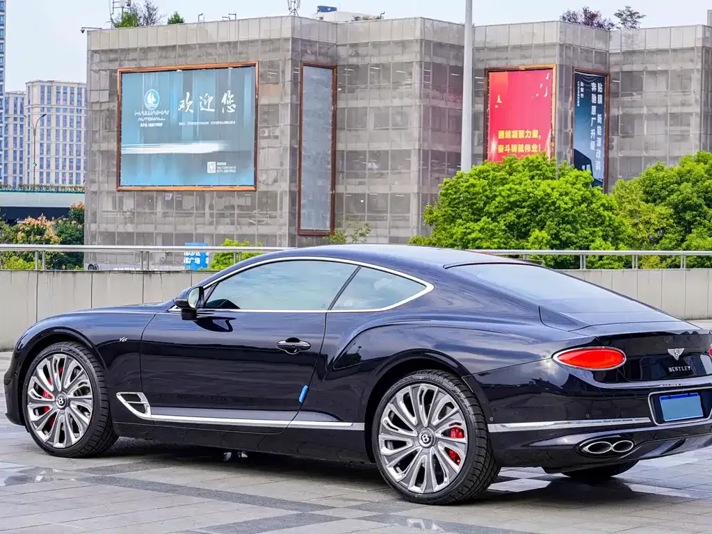 Bentley Continental 2021 из CN, фото 10