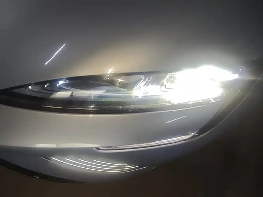 BYD Seal — фото 4