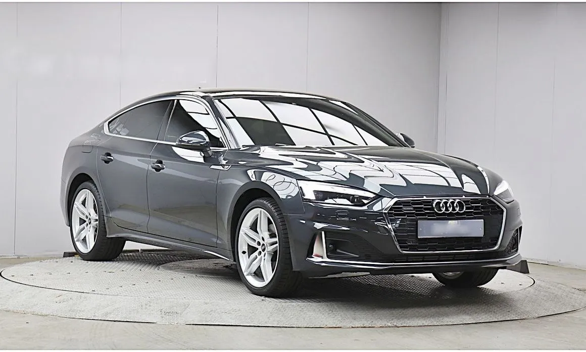 Audi A5 2024 из KR, фото 2