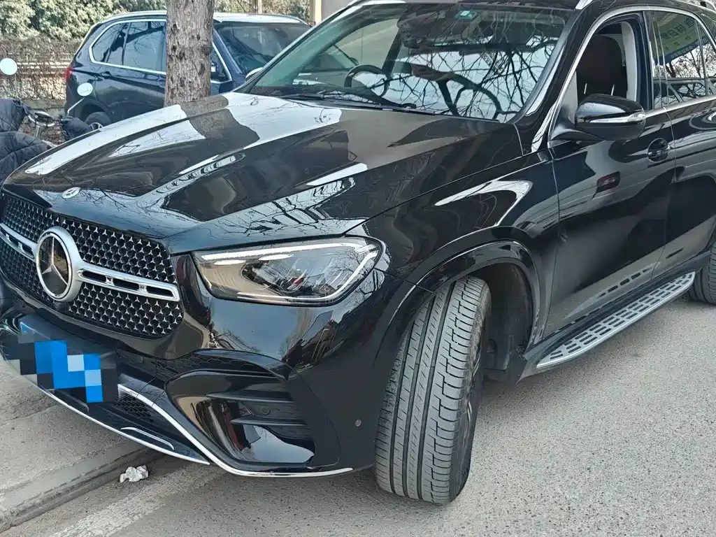 Mercedes-Benz GLE — фото 1