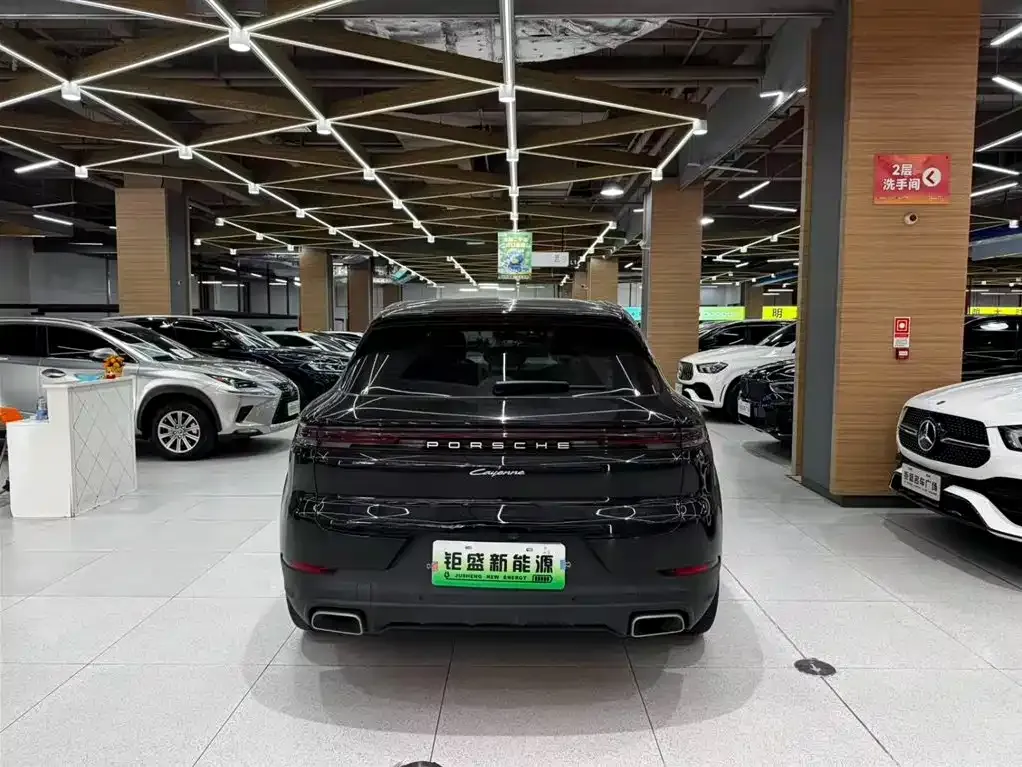 Porsche Cayenne Hybrid 2023 из CN, фото 6