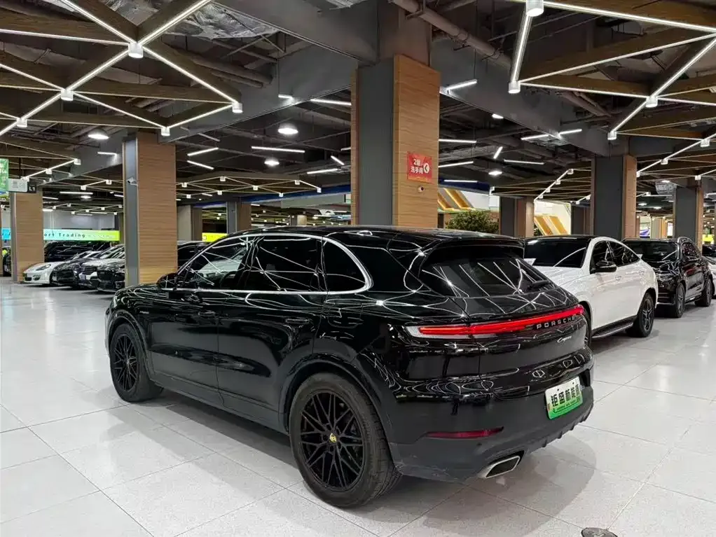 Porsche Cayenne Hybrid 2023 из CN, фото 7