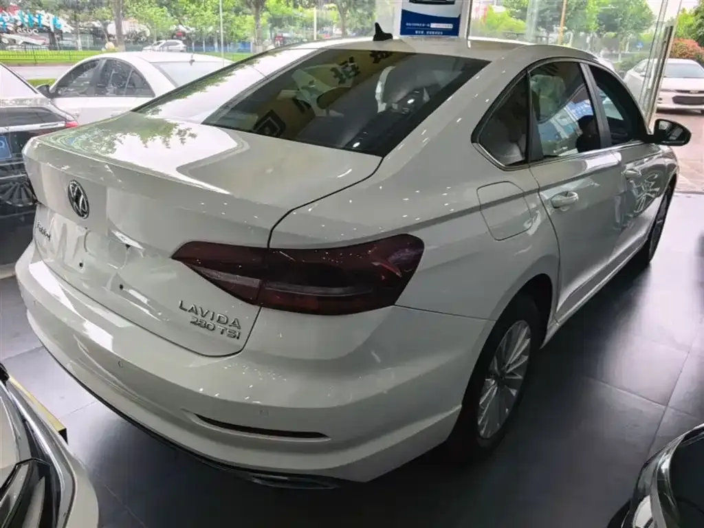 Volkswagen Lavida 2021 из CN, фото 9