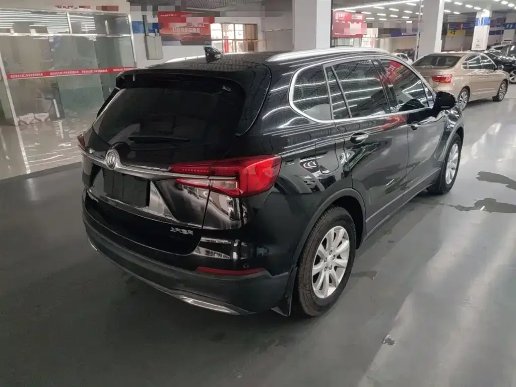 Buick Envision Plus — фото 10