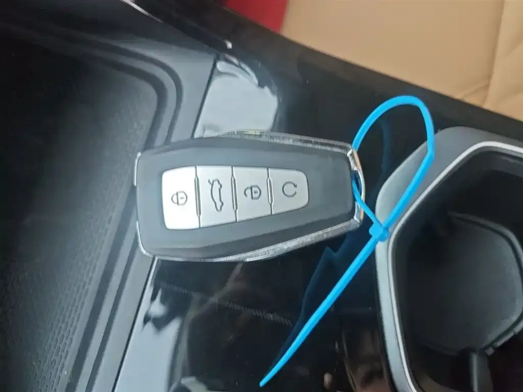 Geely Boyue L 2023 из CN, фото 2