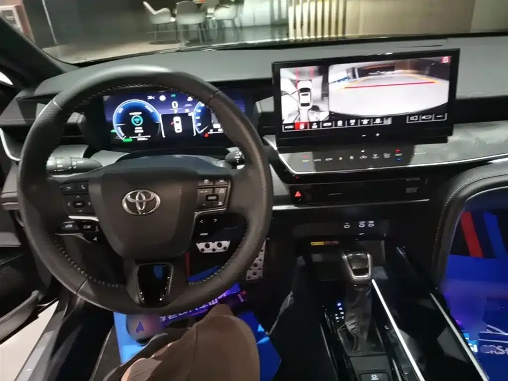 Toyota Camry 2025 из CN, фото 4