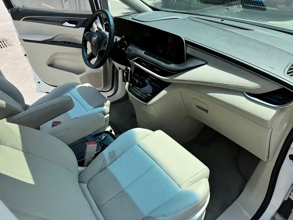 Buick GL8 2022 из CN, фото 5