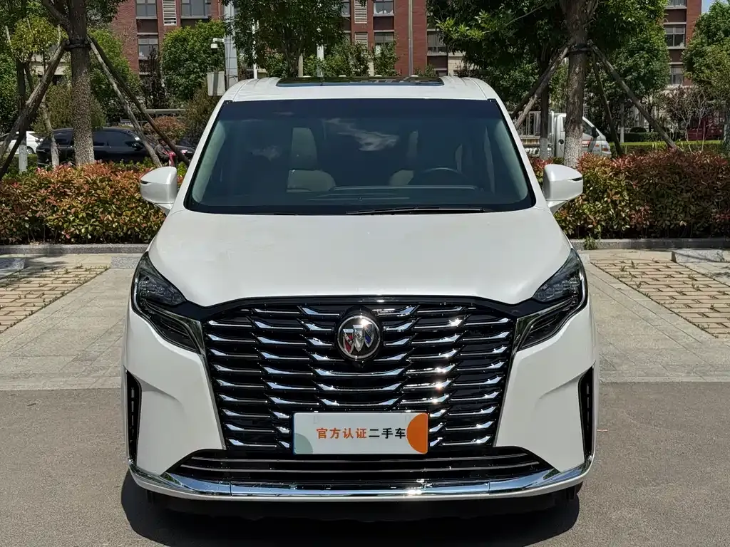 Buick GL8 2022 из CN, фото 2