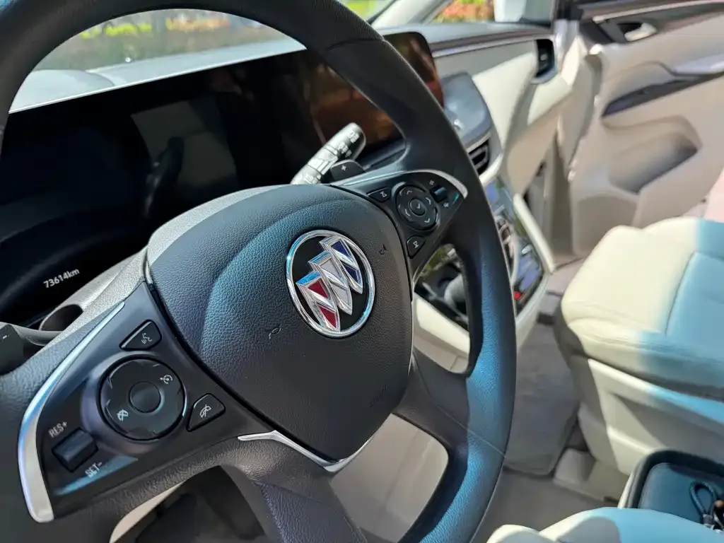 Buick GL8 2022 из CN, фото 3