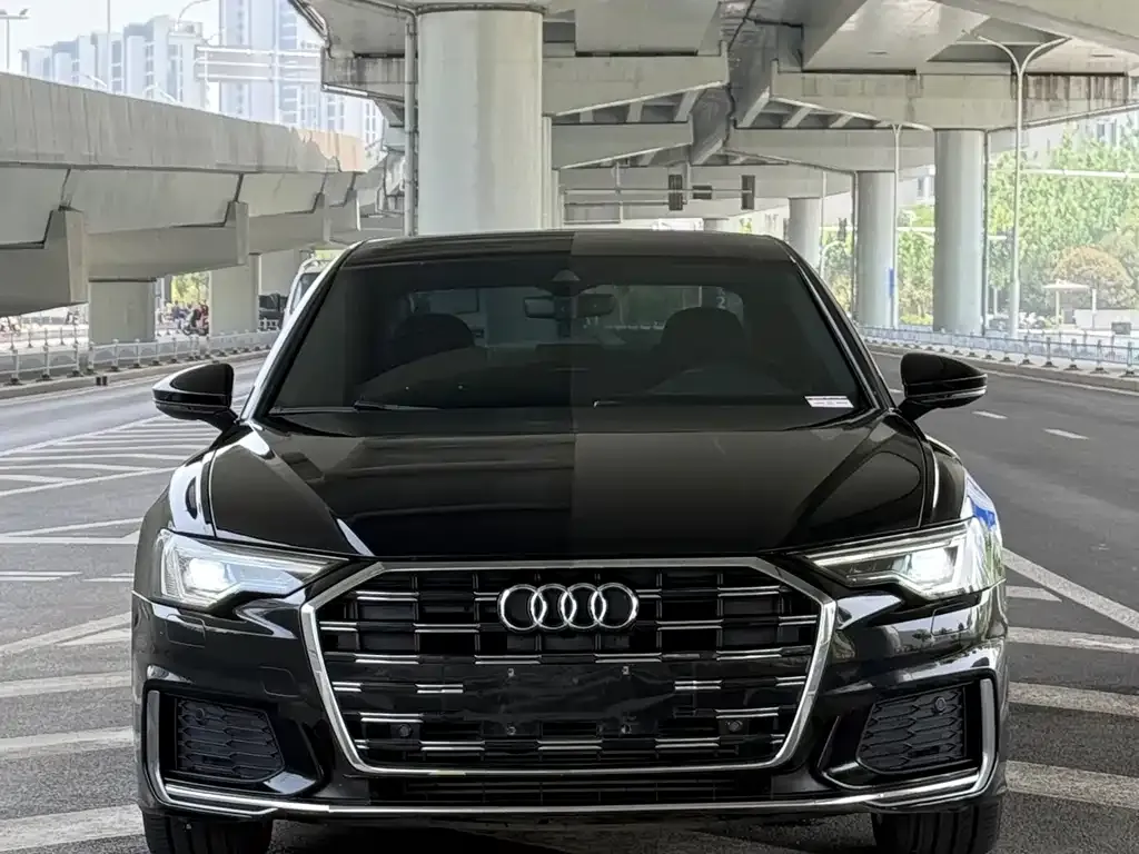 Audi A6L — фото 8