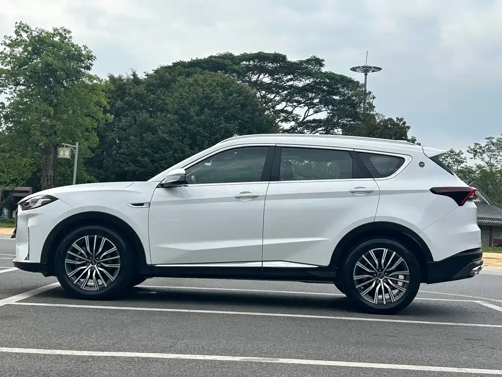 Jetour X70 PLUS — фото 10