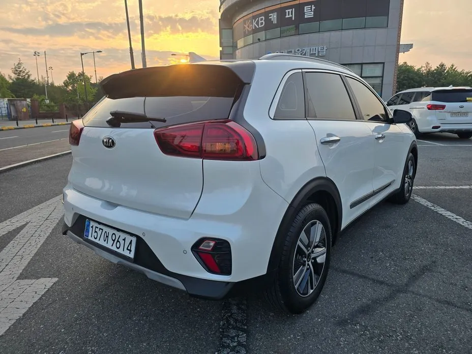 Kia Niro 2021 из KR, фото 10
