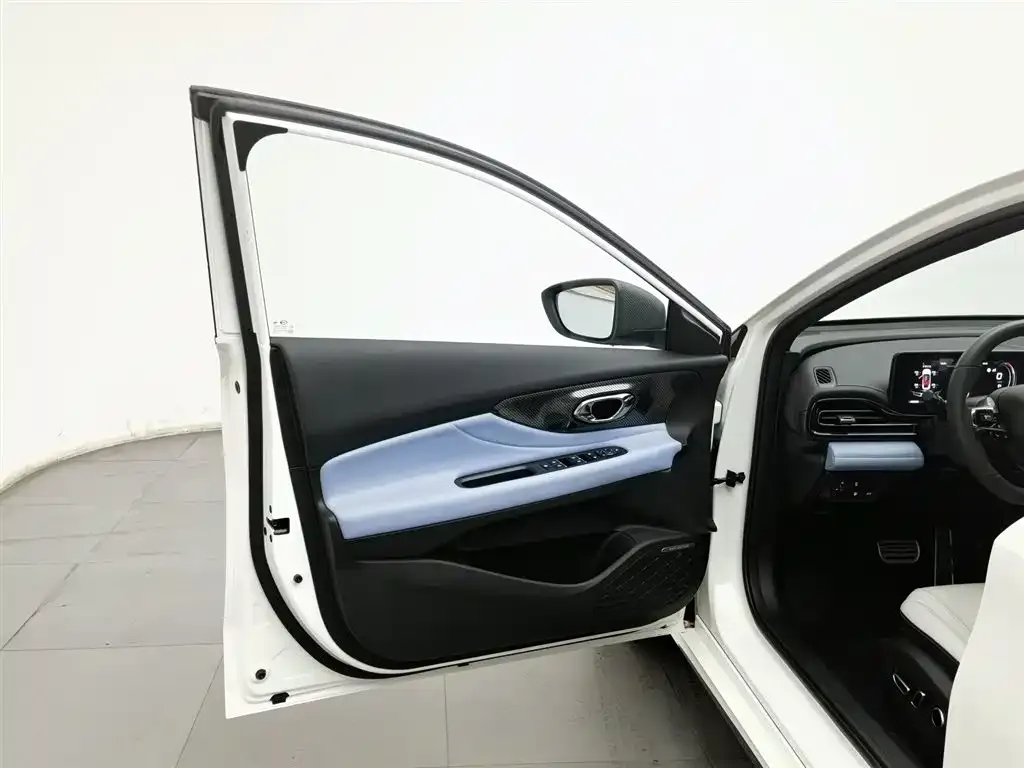 GAC Motor Shadow Leopard — фото 7