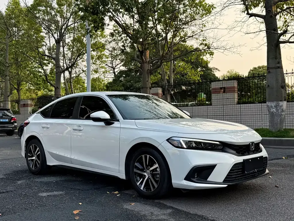 Honda Civic — фото 10