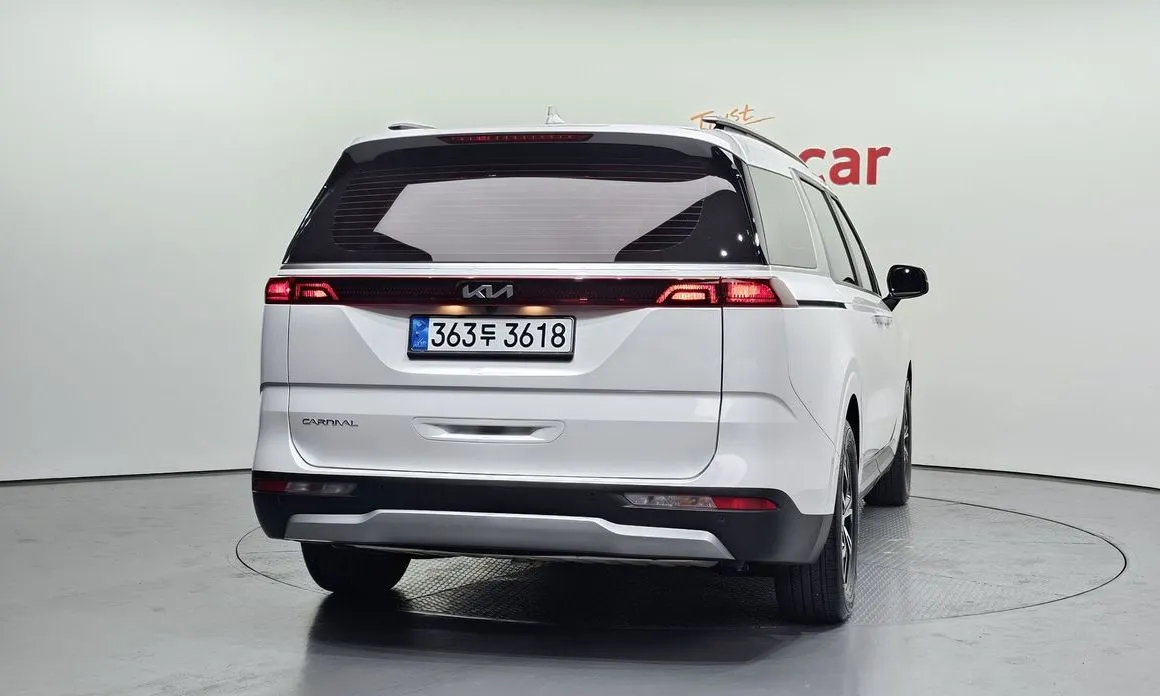 Kia Carnival 2023 из KR, фото 3