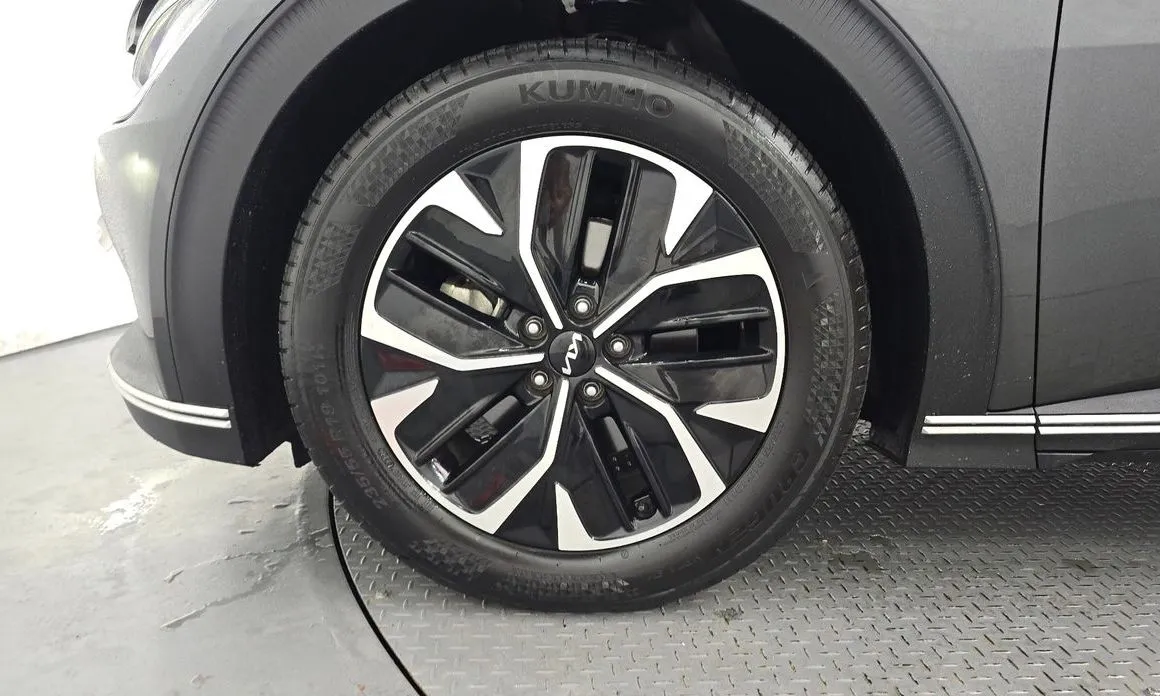 Kia EV6 — фото 4