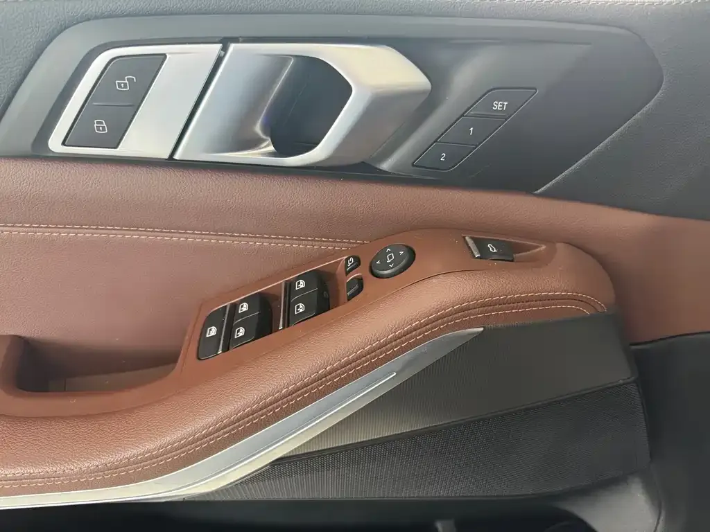 BMW X5 (Import) — фото 10