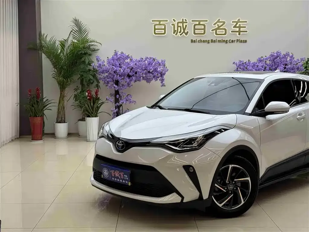 Toyota C-HR — фото 7