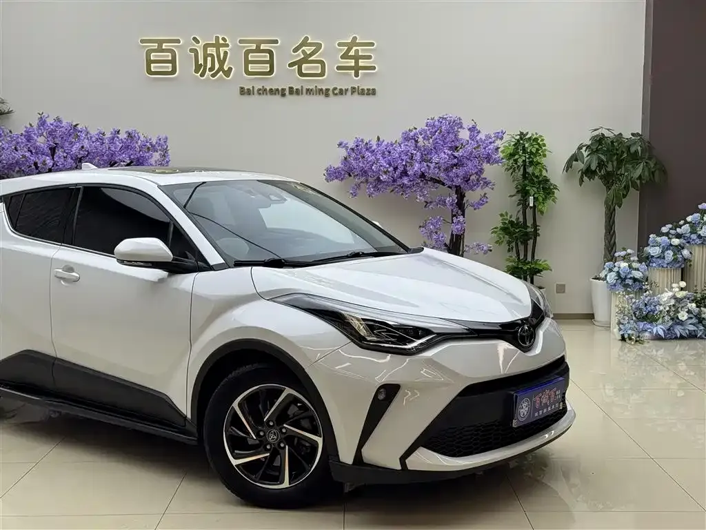 Toyota C-HR — фото 5