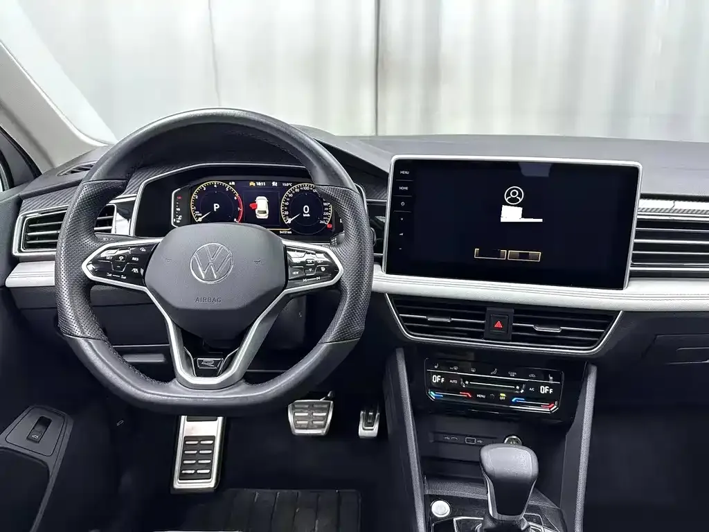 Volkswagen Tiguan L 2022 из CN, фото 2