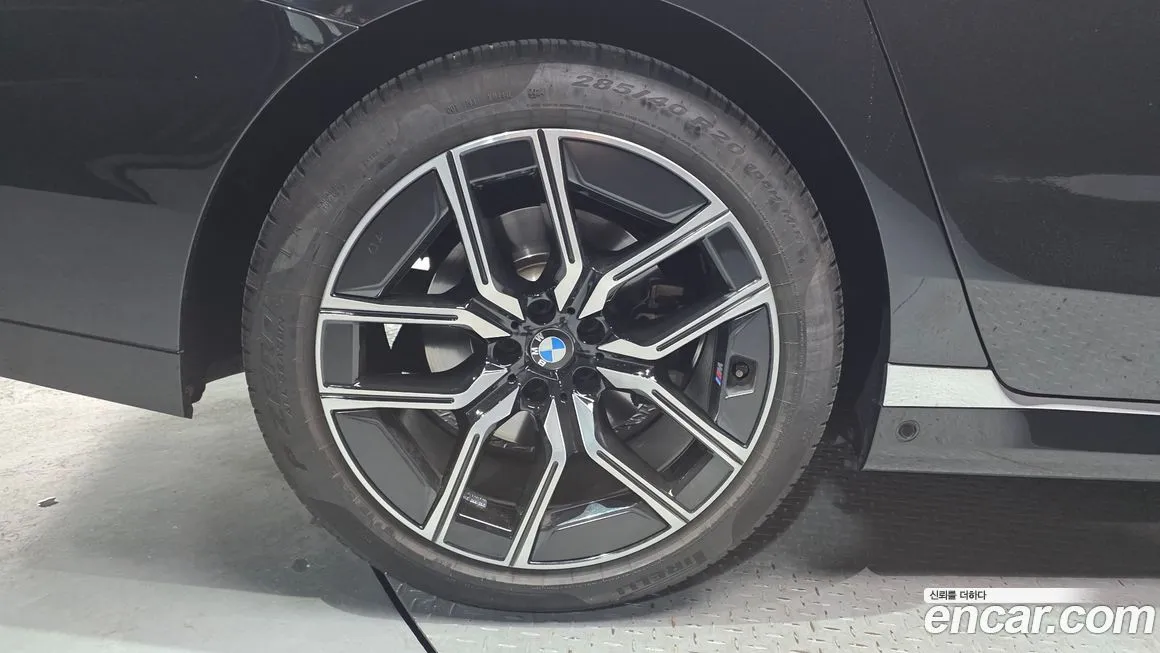 BMW 7-Series 2024 из KR, фото 5