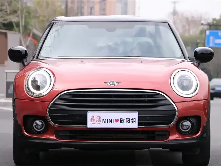 MINI Clubman — фото 2