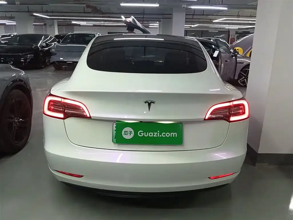 Tesla Model 3 — фото 6