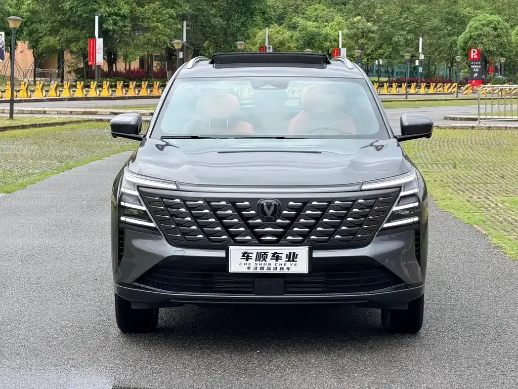 Changan CS75PLUS — фото 10