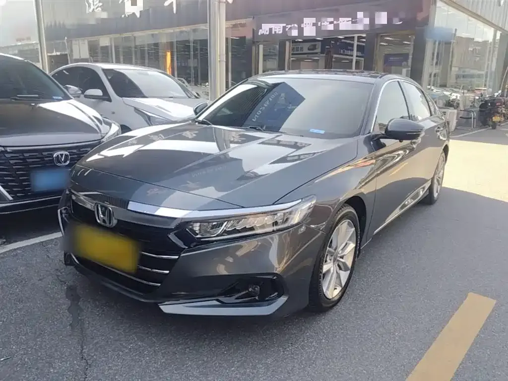 Honda Accord — фото 1