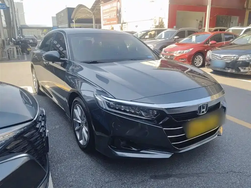 Honda Accord — фото 5
