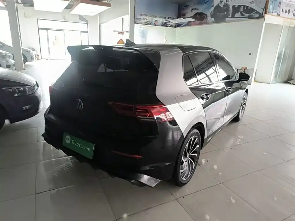Volkswagen Golf 2021 из CN, фото 2