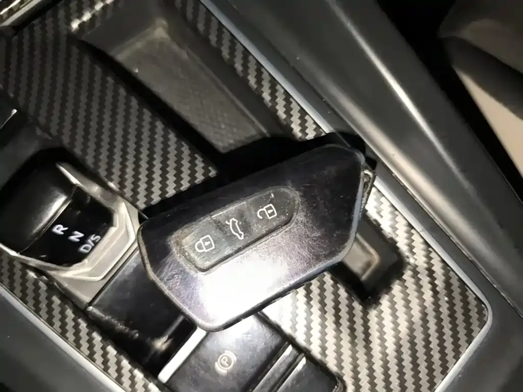 Volkswagen Golf 2021 из CN, фото 7